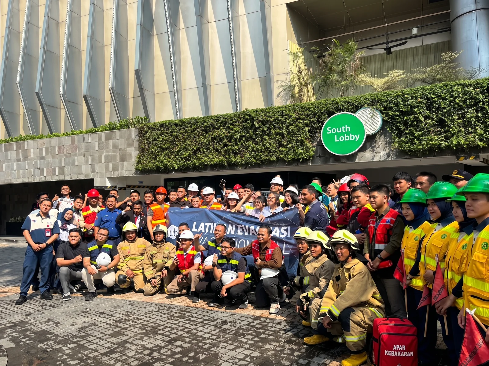 Fire Drill, Langkah Bersama Menjaga Keamanan dan Kenyamanan - Hublife Taman Anggrek
