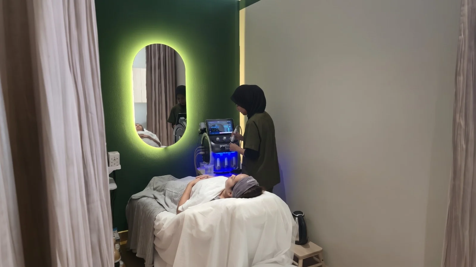 PrettyFast, Your Beauty Break Just Got Faster! - Hublife Taman Anggrek